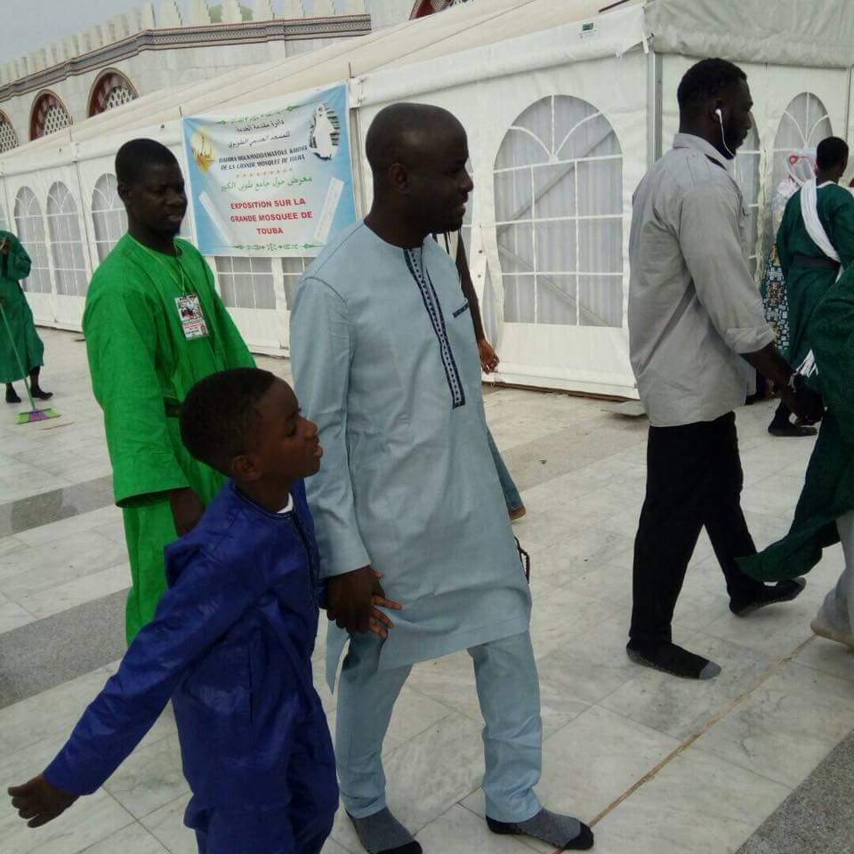 (Photos) Thierno Bocoum à TOUBA pour recueillir des prières avec son...