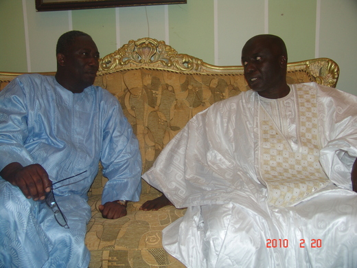 Video / Idrissa Seck dévisage son ancien allié, Abdou Fall : "Mon patron à Thiès, c'est Idy" Video / Idrissa Seck dévisage son ancien allié, Abdou Fall : "Mon patron à Thiès, c'est Idy"