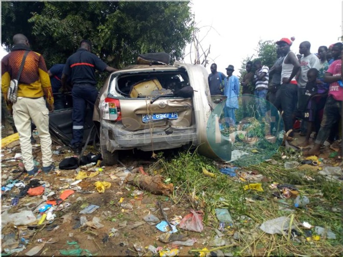 Urgent - Violent accident violent aujourd'hui à Sebikotane (Photos) Urgent - Violent accident violent aujourd'hui à Sebikotane (Photos)