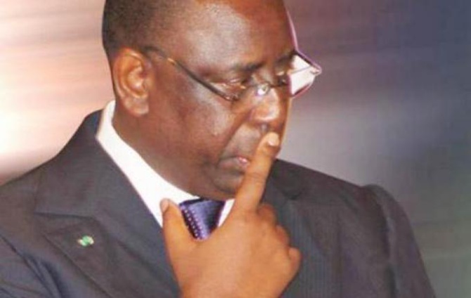 Macky Sall appelle à résister au‘’péril’’ engendré par internet Macky Sall appelle à résister au‘’péril’’ engendré par internet