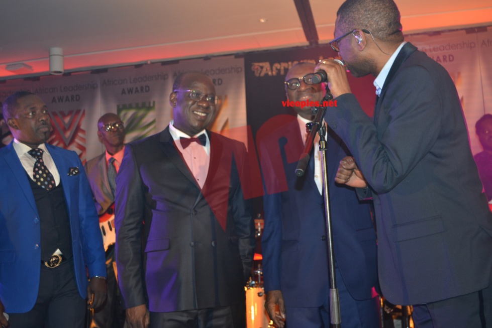 561 IMAGES: 2es Editions des African Leadership Awards, le Président Mbagnick Diop du MEDS a réussi le pari de l'organisation au Méridien Etoile de Paris. 561 IMAGES: 2es Editions des African Leadership Awards, le Président Mbagnick Diop du MEDS a réussi le pari de l'organisation au Méridien Etoile de Paris.