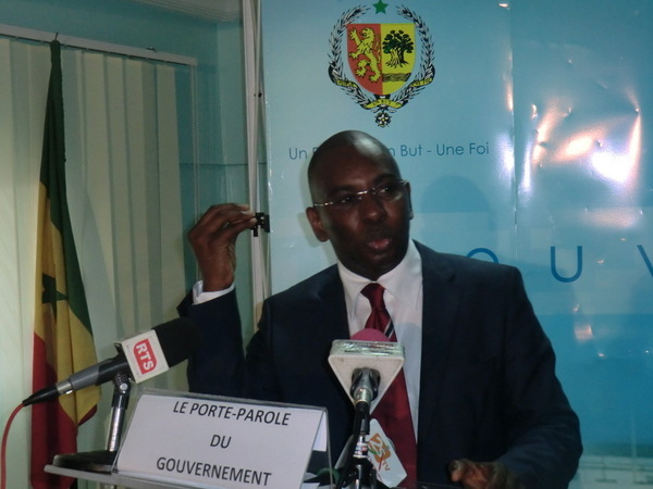 Ticket présidentiel: "Les pressions ne feront pas reculer le gouvernement", selon Moustapha guirassy