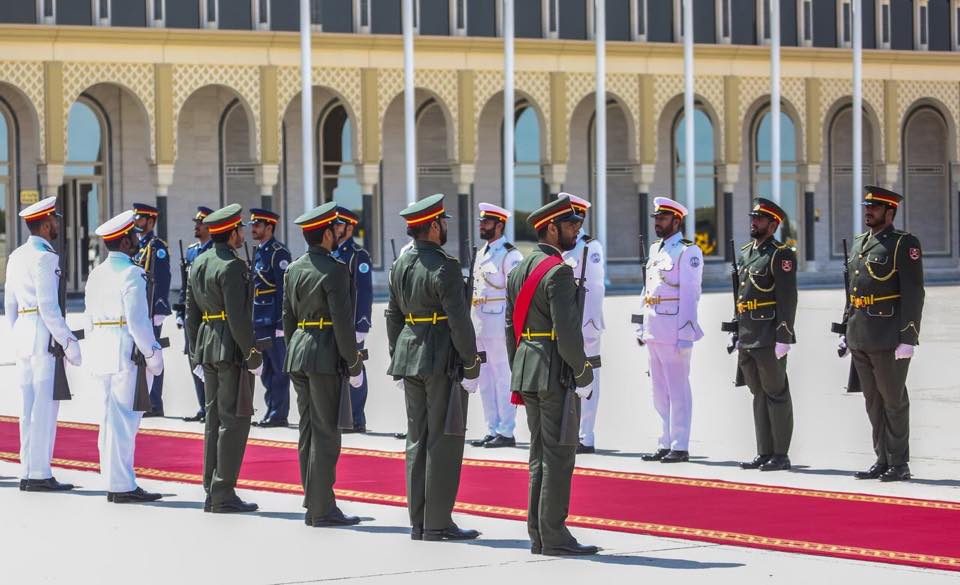 Émirats Arabes Unis : Macky et Marième Faye Sall se posent à Abu Dhabi Émirats Arabes Unis : Macky et Marième Faye Sall se posent à Abu Dhabi
