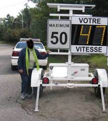 Axe Thiadiaye-Mbour : Des automobilistes verbalisés "pour excès de vitesse" versent près d’un million de francs Cfa à la gendarmerie... Axe Thiadiaye-Mbour : Des automobilistes verbalisés "pour excès de vitesse" versent près d’un million de francs Cfa à la gendarmerie...
