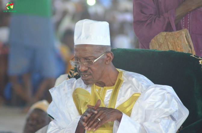 Khalife général des Tidjanes : Dr Ahmed Khalifa Niasse appelle Macky Sall à reconnaître officiellement Thierno Amadou Tidjane Ba Khalife général des Tidjanes : Dr Ahmed Khalifa Niasse appelle Macky Sall à reconnaître officiellement Thierno Amadou Tidjane Ba