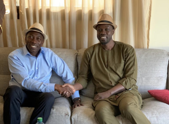 Présidentielle en Guinée Bissau : Ousmane Sonko apporte son soutien à Domingos Simoes Pereira, candidat du PAIGC Présidentielle en Guinée Bissau : Ousmane Sonko apporte son soutien à Domingos Simoes Pereira, candidat du PAIGC