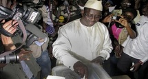 Refus d’accès au domicile du nouveau président: Des larmes chez Macky Refus d’accès au domicile du nouveau président: Des larmes chez Macky