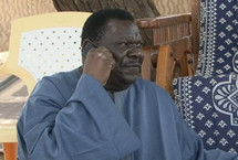Ndeye khady Fall, maman de Pape Ababacar Diagne "Des talibés ont estimé que Cheikh Béthio a voulu dissimulé les assassinats" Ndeye khady Fall, maman de Pape Ababacar Diagne "Des talibés ont estimé que Cheikh Béthio a voulu dissimulé les assassinats"