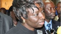 Aminata Touré : « Le gouvernement a la ferme volonté de lutter contre l’impunité des cols blancs » Aminata Touré : « Le gouvernement a la ferme volonté de lutter contre l’impunité des cols blancs »