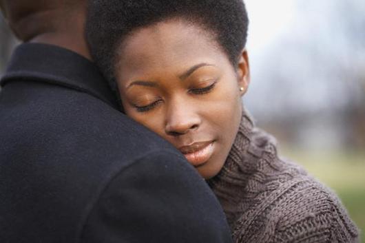 Elle se confie: "Cet amour me pourrit la vie" Elle se confie: "Cet amour me pourrit la vie"