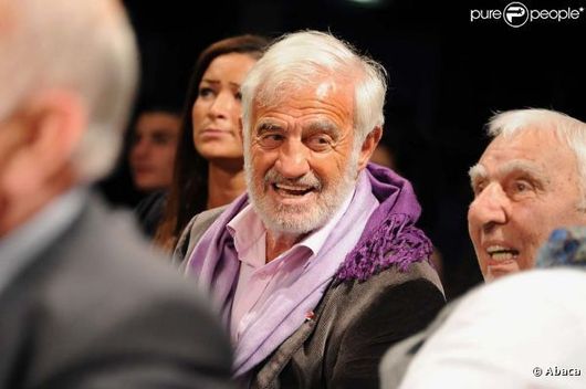 Jean-Paul Belmondo, super forme, porte bonheur au boxeur français Hassan N'Dam Jean-Paul Belmondo, super forme, porte bonheur au boxeur français Hassan N'Dam
