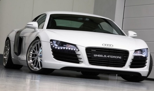 Une Audi R8 de près de 118 millions pour Marie Amar Une Audi R8 de près de 118 millions pour Marie Amar