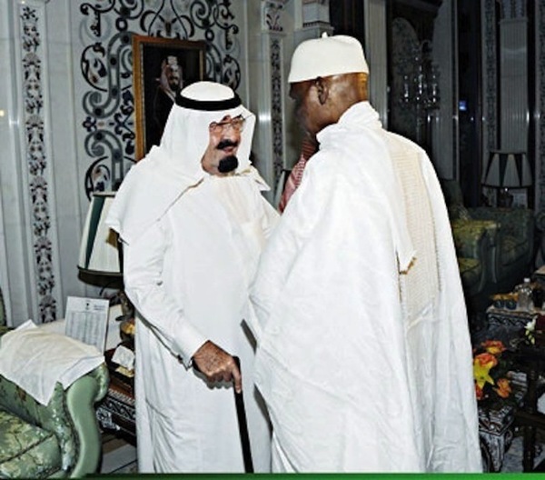 APRES UN VOYAGE EN ARABIE SAOUDITE : Me Wade est de retour au Sénégal APRES UN VOYAGE EN ARABIE SAOUDITE : Me Wade est de retour au Sénégal