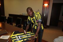 Dernière minute - Moussa Sow se marie samedi en France Dernière minute - Moussa Sow se marie samedi en France