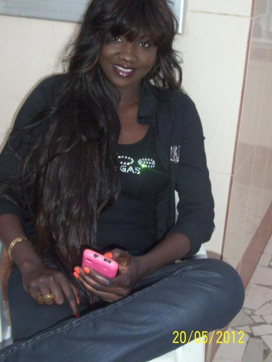Oumou Provoc ne lâche pas Viviane Oumou Provoc ne lâche pas Viviane