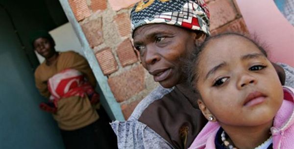 Quand " Mame " l'africaine vole le coeur du fils de " Yaye " Quand " Mame " l'africaine vole le coeur du fils de " Yaye "