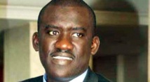 Moussa Tine "L’argent du Conseil des ministres pouvait servir à payer les bourses des étudiants" Moussa Tine "L’argent du Conseil des ministres pouvait servir à payer les bourses des étudiants"