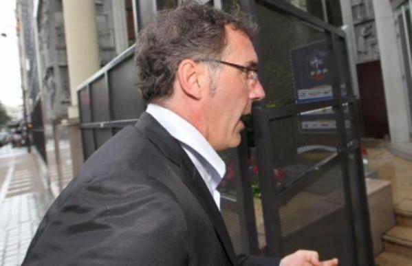 Blanc quitte les Bleus (off.) Blanc quitte les Bleus (off.)