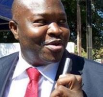Alioune Badara Cissé annonce la réduction du nombre d'ambassadeurs et la suppression des bureaux économiques Alioune Badara Cissé annonce la réduction du nombre d'ambassadeurs et la suppression des bureaux économiques
