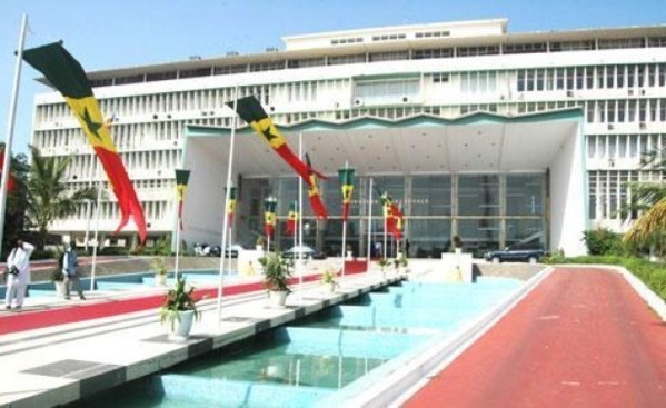Les députés en vacances ! Les députés en vacances !