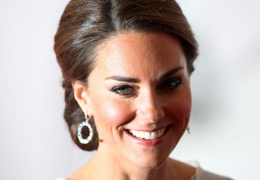 La peau parfaite de Kate Middleton: piquée au vif dans sa routine beauté La peau parfaite de Kate Middleton: piquée au vif dans sa routine beauté