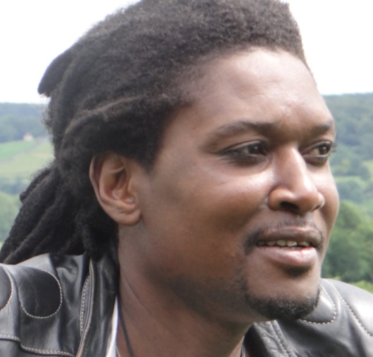 Soul Dia "la voix des réfugiés" rejoint la cour des grands Soul Dia "la voix des réfugiés" rejoint la cour des grands