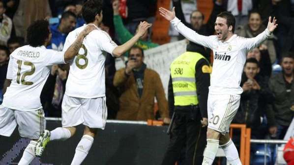 Higuain, Cristiano Ronaldo, Xabi Alonso : le Real Madrid lance les grandes manœuvres Higuain, Cristiano Ronaldo, Xabi Alonso : le Real Madrid lance les grandes manœuvres