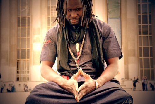 Yoro Ndiaye: "Il faut reconnaître que les artistes font du "Sagu" " Yoro Ndiaye: "Il faut reconnaître que les artistes font du "Sagu" "