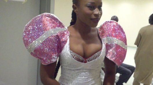 Aida Samb jure de plus montrer ses seins en public Aida Samb jure de plus montrer ses seins en public