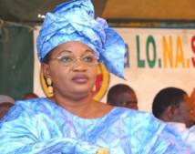 La remarque assassine d’Aïda Mbodj à Djibo Leyti Kâ, lors du vote du projet de Loi: "Vous ne pouvez pas faire autre chose que voter le texte, car…" La remarque assassine d’Aïda Mbodj à Djibo Leyti Kâ, lors du vote du projet de Loi: "Vous ne pouvez pas faire autre chose que voter le texte, car…"