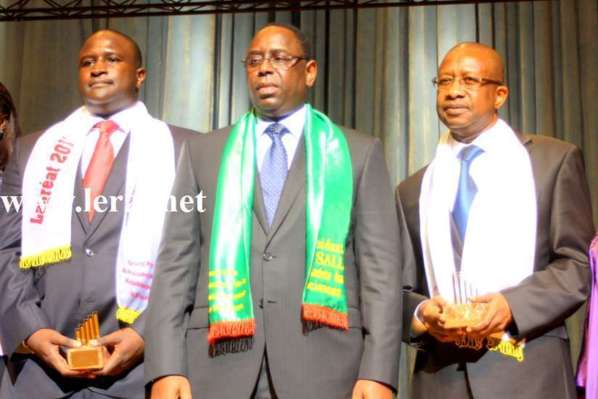 Macky Sall annonce la création prochaine d’un "Lycée scientifique" Macky Sall annonce la création prochaine d’un "Lycée scientifique"