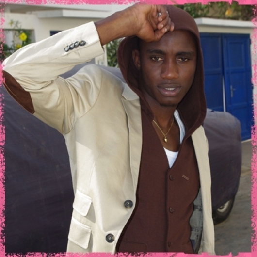 Wally Seck tabasse un voleur Wally Seck tabasse un voleur