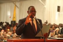 Macky Sall au pouvoir : 6 mois déjà ! Macky Sall au pouvoir : 6 mois déjà !