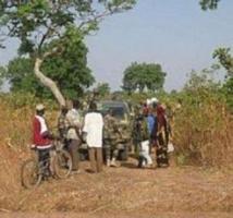 Braquage sur l'axe Diouloulou-Bignona : Les bandes armées ont dépouillé les voyageurs de leurs biens Braquage sur l'axe Diouloulou-Bignona : Les bandes armées ont dépouillé les voyageurs de leurs biens