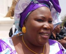 Aminata Mbengue Ndiaye répond à ses détracteurs Aminata Mbengue Ndiaye répond à ses détracteurs