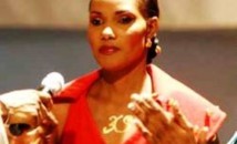 Khadija Sy, l’ex femme de Demba Dia se sent trop seule Khadija Sy, l’ex femme de Demba Dia se sent trop seule