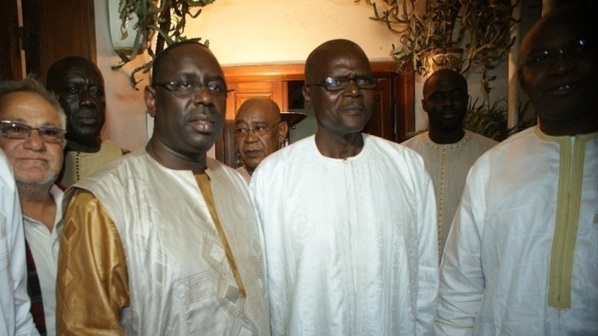 Macky, un Président esclave de ses souteneurs ! Macky, un Président esclave de ses souteneurs !
