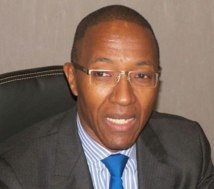 Le PDG de Attijariwafa bank "blanchit" Abdoul Mbaye Le PDG de Attijariwafa bank "blanchit" Abdoul Mbaye