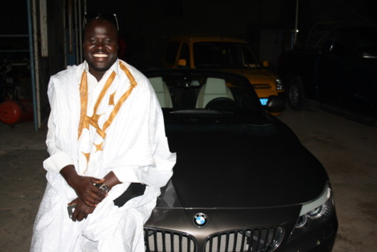 Daouda Mbow :  Un laveur de voitures devenu milliardaire par la force du travail  