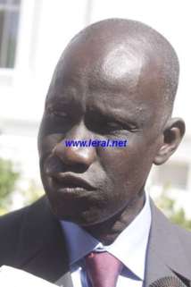 Mbagnik Ndiaye fait planer le risque de suspension sur les navétanes. Mbagnik Ndiaye fait planer le risque de suspension sur les navétanes.