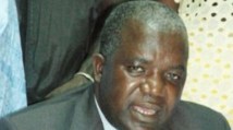 Selon Oumar Sarr, l'enveloppe remise par Wade à Tivaouane en guise de "diakhal" était beaucoup considérable que celle offerte par Macky Selon Oumar Sarr, l'enveloppe remise par Wade à Tivaouane en guise de "diakhal" était beaucoup considérable que celle offerte par Macky