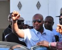 Barthélemy Dias sur le meurtre de Ndiaga Diouf : "J’ai intérêt à ce que la vérité jaillisse" Barthélemy Dias sur le meurtre de Ndiaga Diouf : "J’ai intérêt à ce que la vérité jaillisse"