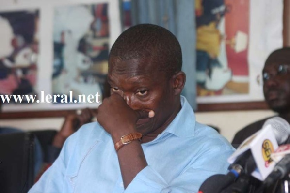 Comment Me Amadou Sall a appris sa comparution devant la chambre spéciale le 22 janvier prochain... Comment Me Amadou Sall a appris sa comparution devant la chambre spéciale le 22 janvier prochain...