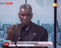 L’universitaire Mody Gadiaga, dans les mains de Macky? L’universitaire Mody Gadiaga, dans les mains de Macky?