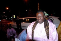 Cheikh Bethio débarrassé de ses deux matons Cheikh Bethio débarrassé de ses deux matons
