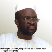 Moustapha Cissé Lô veut installer des "champs collectifs" dans 20 villages du pays Moustapha Cissé Lô veut installer des "champs collectifs" dans 20 villages du pays