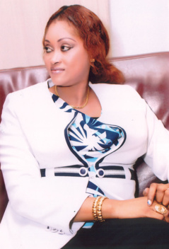 Locales 2014: Sokhna Ndèye Mbacké se déploie à Thiès Locales 2014: Sokhna Ndèye Mbacké se déploie à Thiès