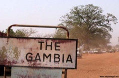 La Gambie ferme sa frontière avec le Sénégal La Gambie ferme sa frontière avec le Sénégal