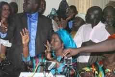 APR-Kaolack : Accusée de faire dans le clanisme, l'ex- Ministre Mariama Sarr réplique APR-Kaolack : Accusée de faire dans le clanisme, l'ex- Ministre Mariama Sarr réplique