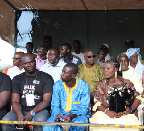Forte Mobilisation au meeting du Ministre Oumar Gueye de la coalition Benno Bokk Yakaar ( Images ) Forte Mobilisation au meeting du Ministre Oumar Gueye de la coalition Benno Bokk Yakaar ( Images )